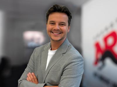 Michael Schinn
